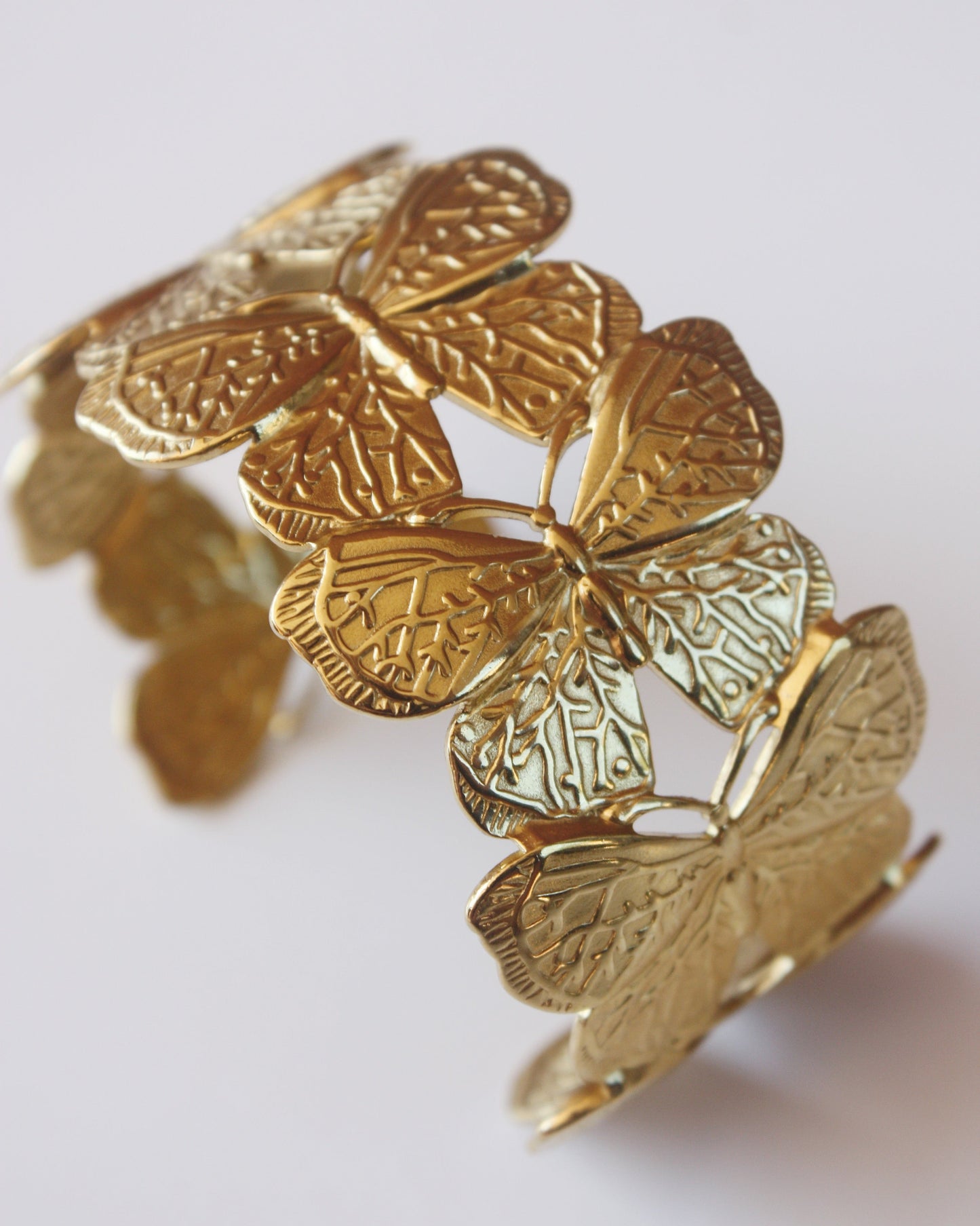 Butterfly Kisses - Gold